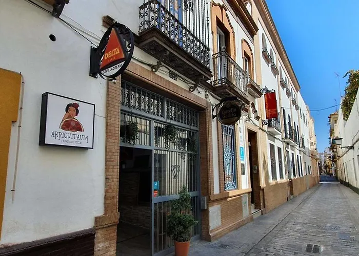 Sevilladream Hostel *
